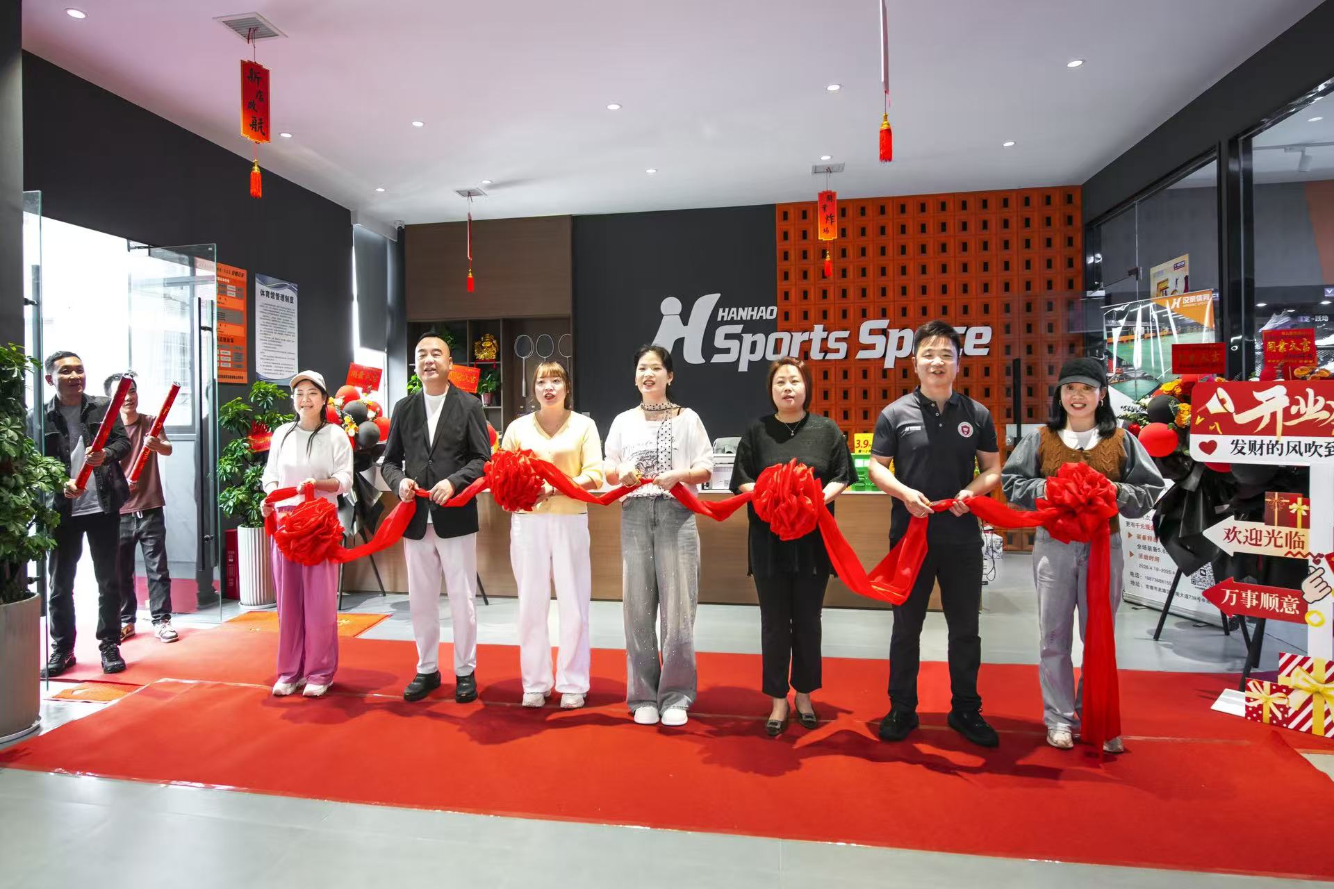 �����������������������������һ�ӣ������콢����ë���ʢ����Ļ